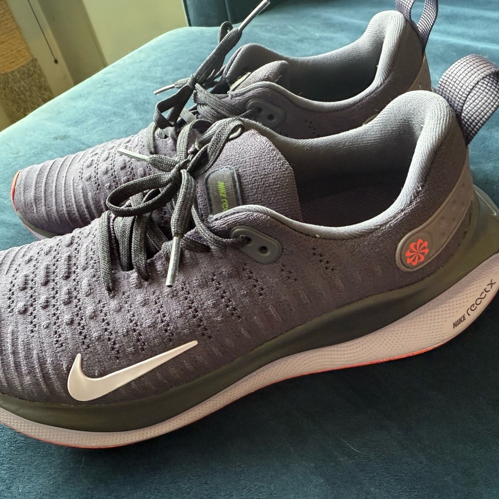 Nike ReactX Gray Running Shoes- NEVER WORN